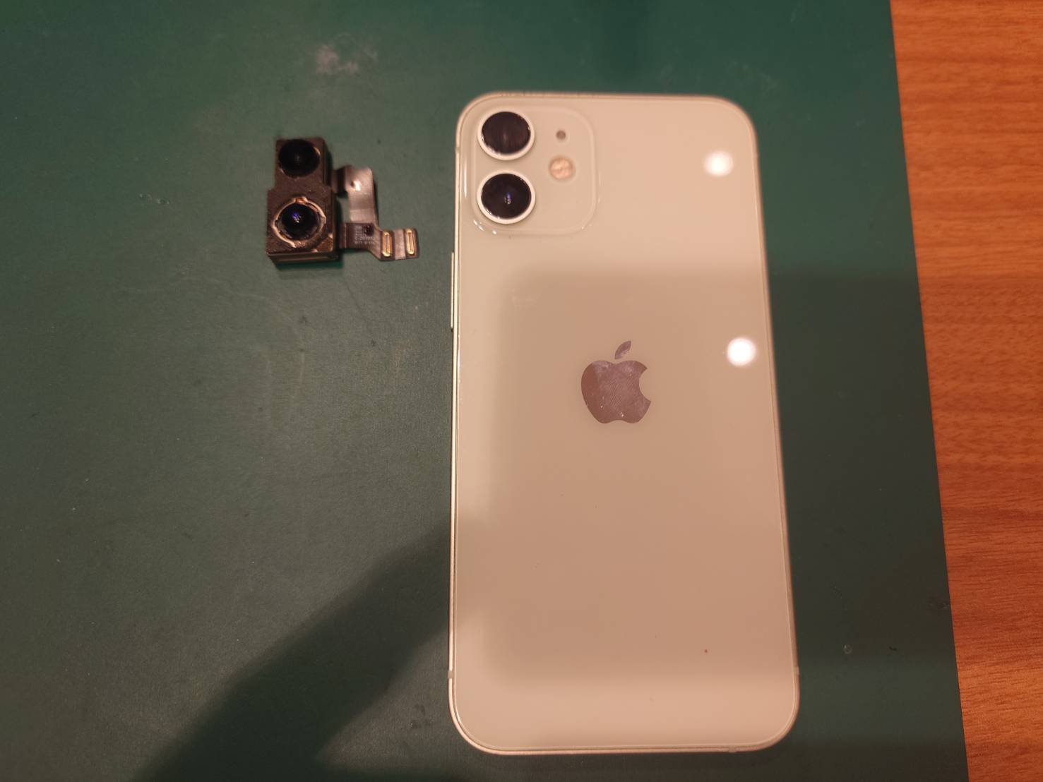 【五反田よりご来店】iPhone12miniのカメラ交換修理をご依頼いただきました！